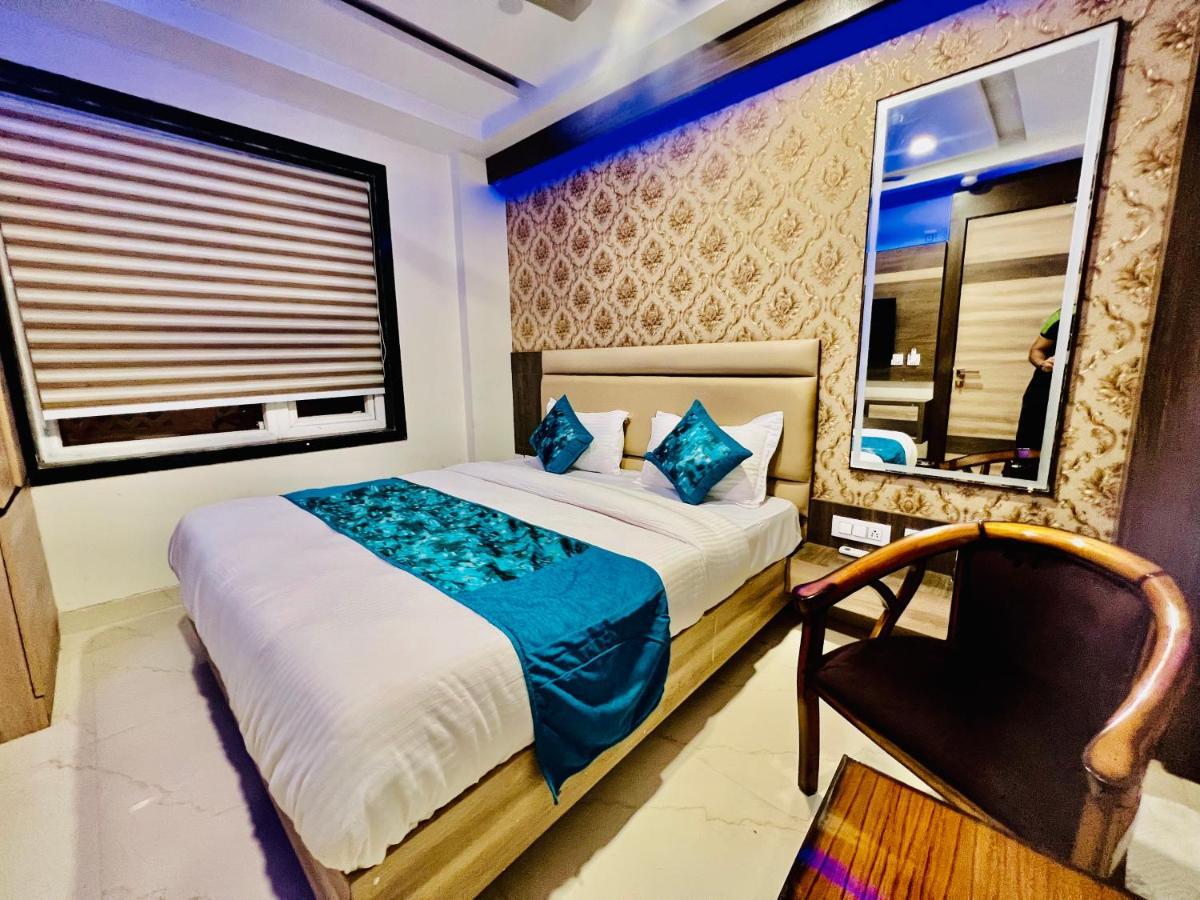 Hotel Apple Inn & Suites, New Delhi Extérieur photo